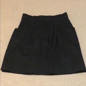 Gap skirt with pockets